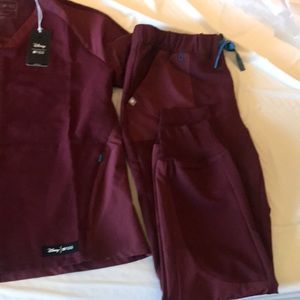 NWT Disney Figs jogger set small